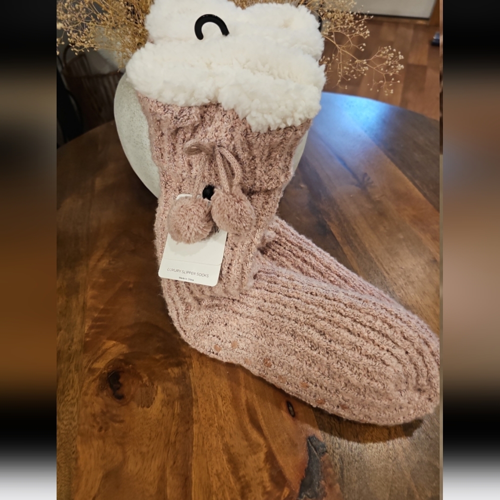Honeydew Intimates Cozy Pink Knit Slipper Socks